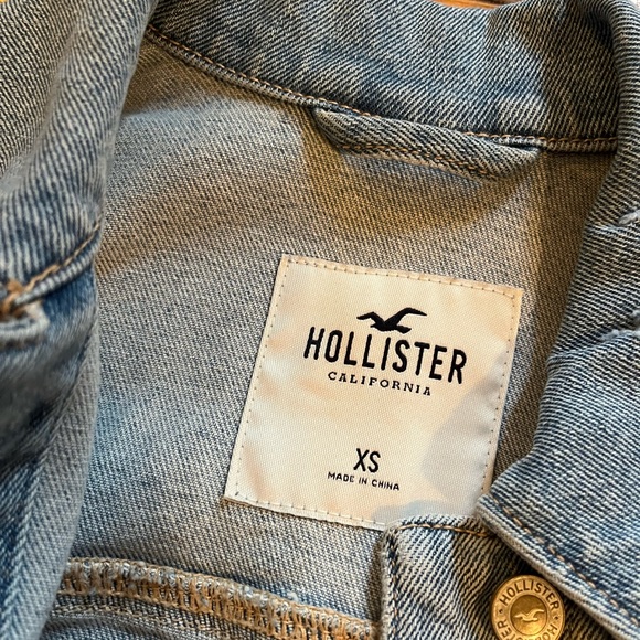 hollister cropped denim jacket!! - Picture 2 of 7